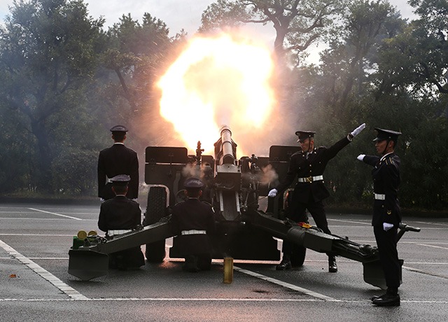 JGSDF's salute guns