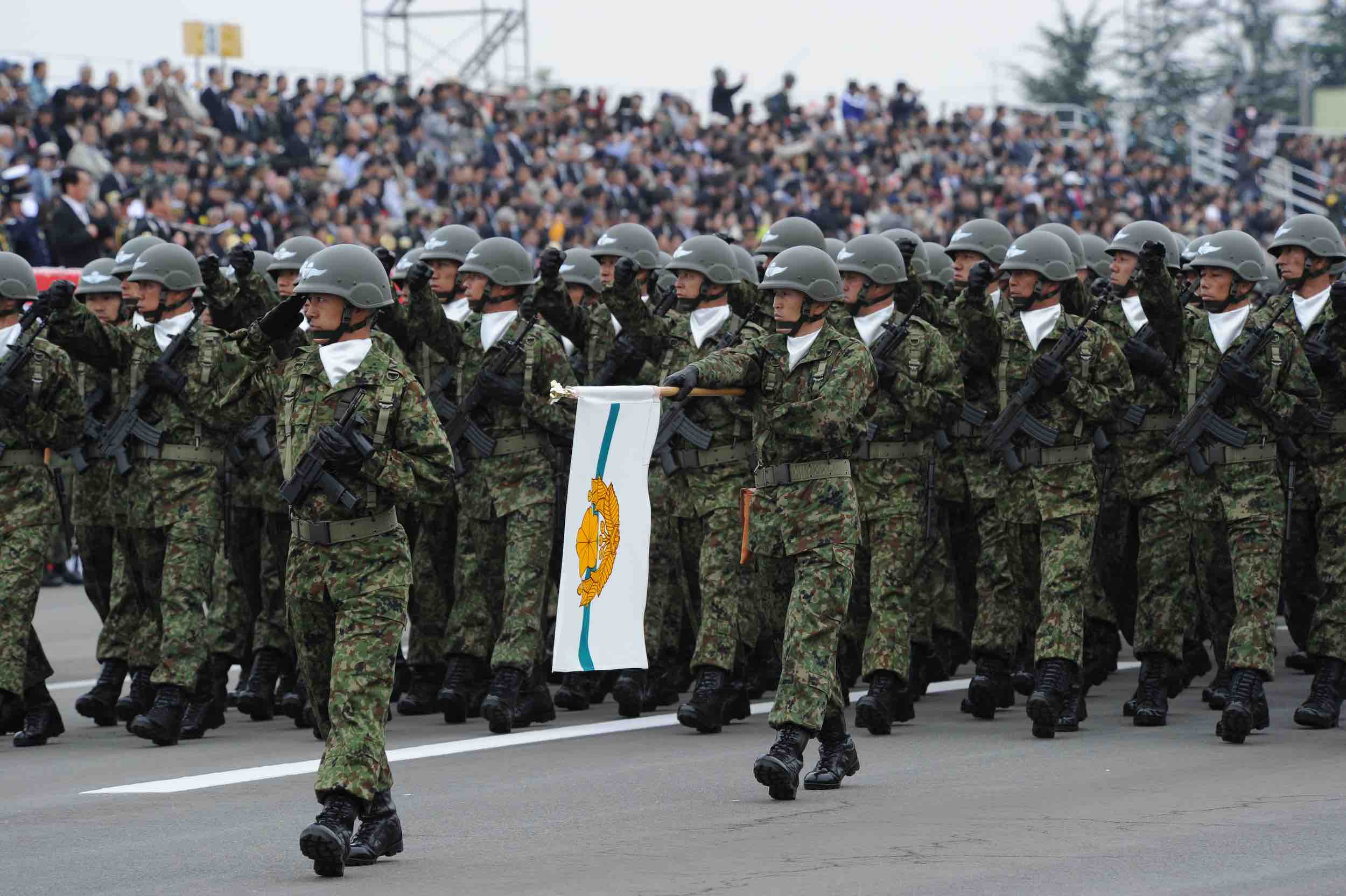 japanese soldiers marching