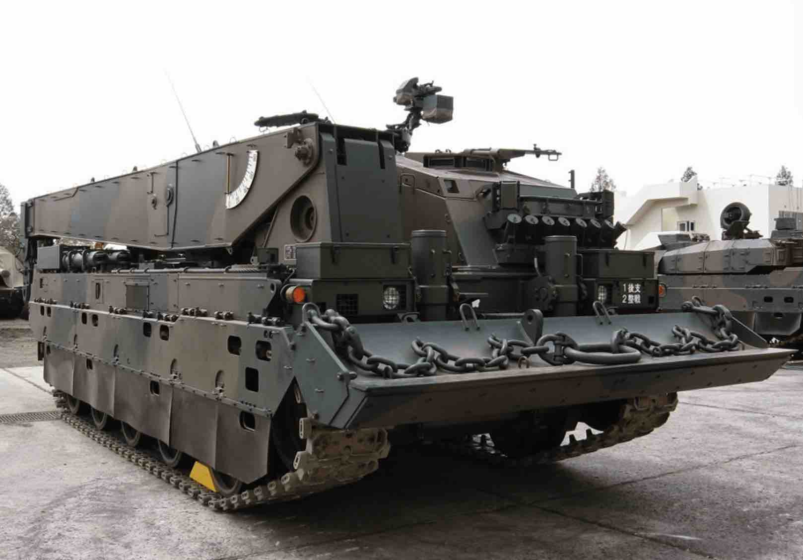 Japanese Army's armored recovery vehicle