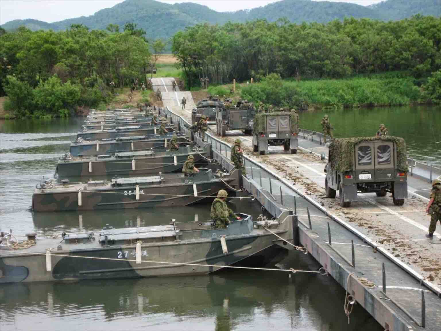 Japanese military's pontoon bridge